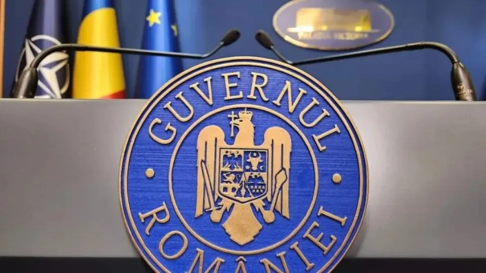 Sindicatele din aparatul Guvernului acuză „prigoana” și „ura de clasă” din spatele reformei Bolojan