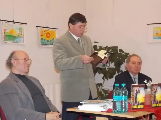 A apărut moda polițiștilor scriitori și la Vaslui