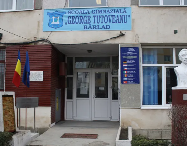 Bârlad: Doi copii de clasa pregătitoare, ar fi încercat să bage un coleg cu capul în toaletă!