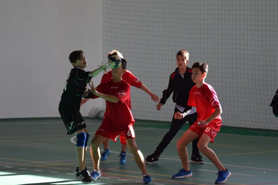 Handbalul revine în școlile din rural