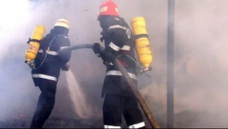 Bătrâni morți în incendii