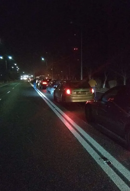 Vama Albița, blocată mai bine de o oră