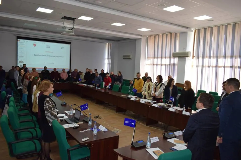 Vasluiul a găzduit Conferința ”Rolul României în Uniunea Europeană”