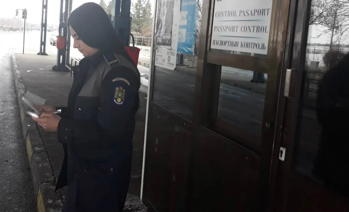 Document de identitate fals, descoperit la controlul de frontieră