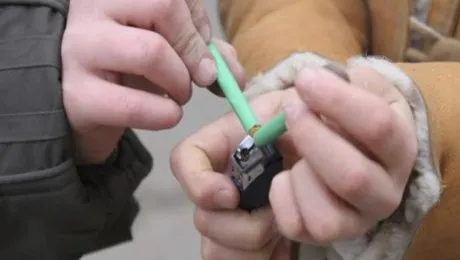 Vasluieni, cercetați pentru vânzarea de articole pirotehnice ilegale