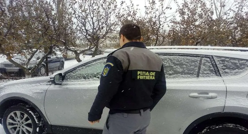 Autoturism furat din Italia, descoperit în vama Albița