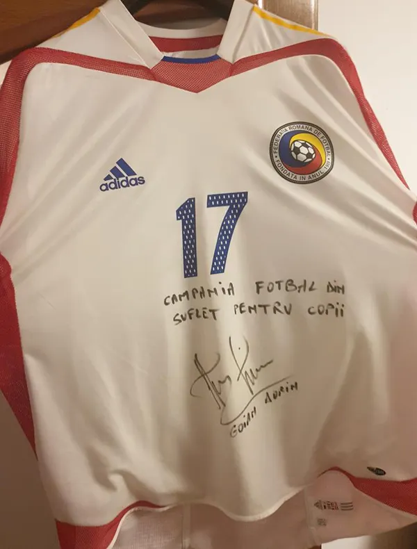 Fotbaliștii reprezentativi ai Vasluiului participă la campania ”Fotbal din suflet pentru copii”