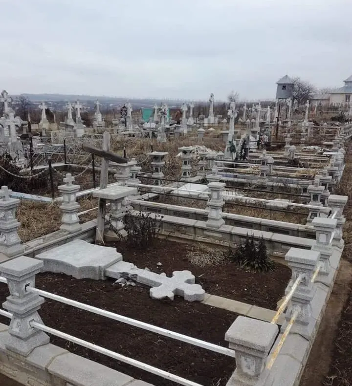 Morminte profanate la Șuletea