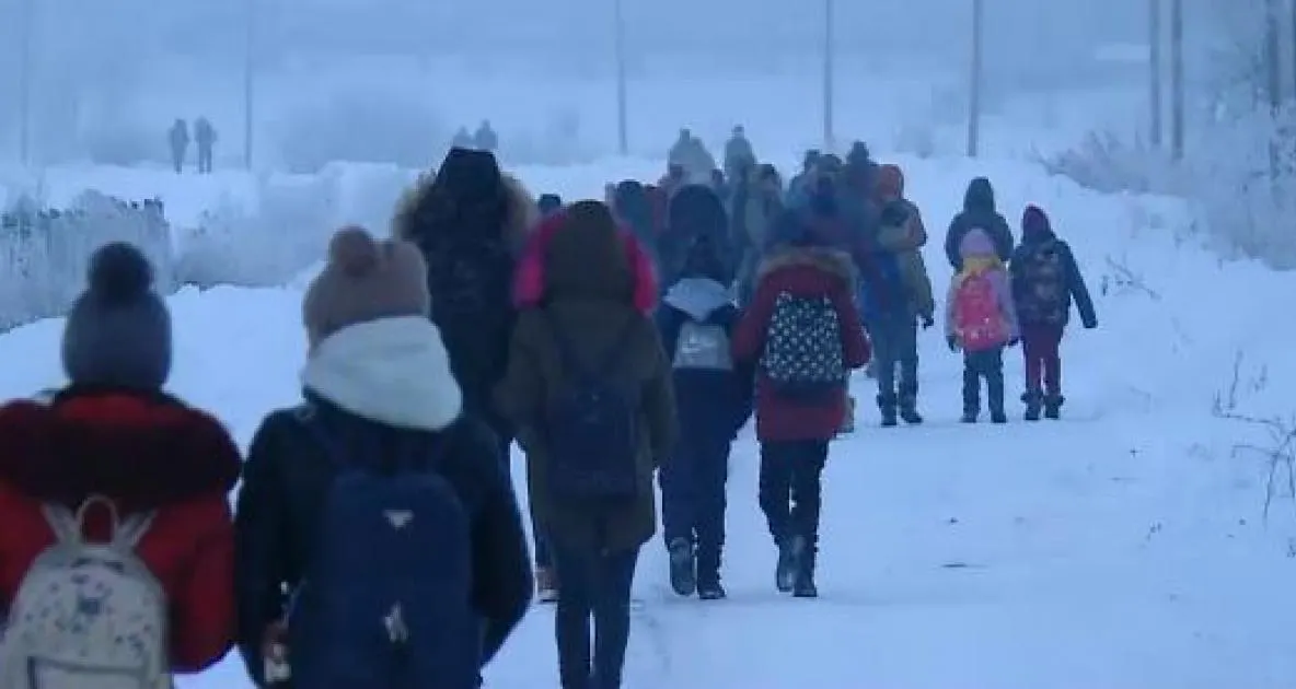 Elevii navetiști, în atenția Avocatului Poporului