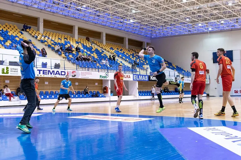 CNOT Brașov-CSM Vaslui 21-37 (11-18)