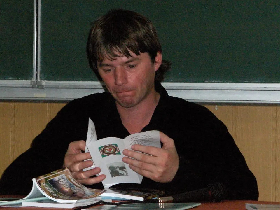 Scriitorul Daniel Grosu ne arată cum e ”Dincolo de viață”