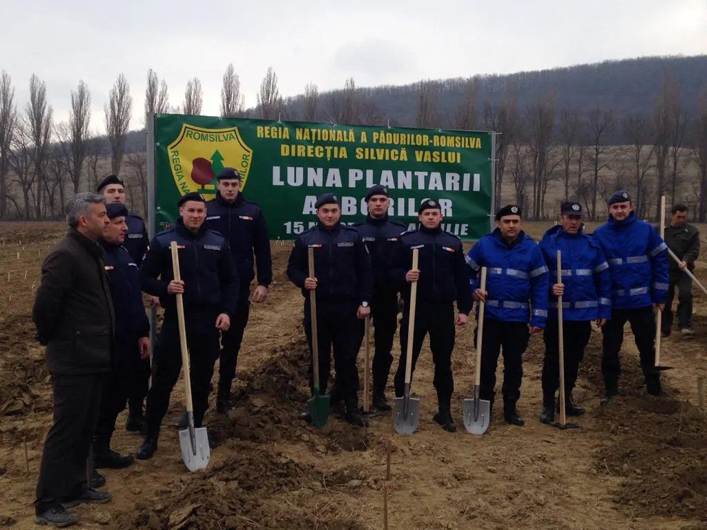 Jandarmii vasluieni au organizat ”Săptămâna altfel”