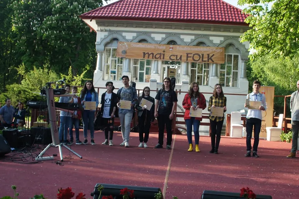 Trofeul ”Mai cu Folk” a ajuns la Târgu Neamț