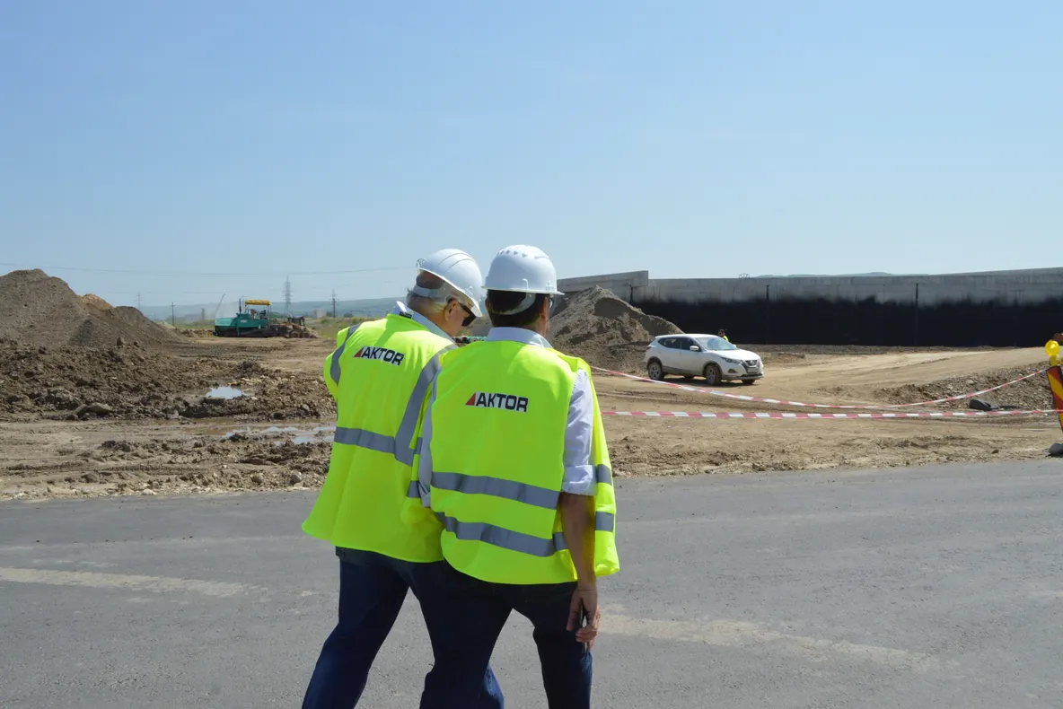 ATENȚIE, TRAFIC RESTRICȚIONAT! Motivul: Dezvelirea și Sfințirea MONUMENTULUI EROILOR NEAMULUI
