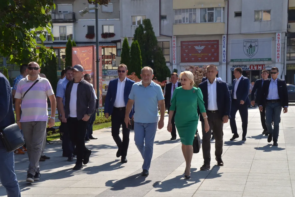 Viorica Dăncilă, comparată cu Ștefan cel Mare, la Vaslui!