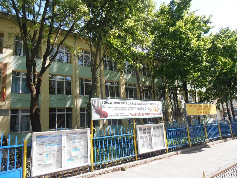 Școala ”Vasile Alecsandri”, gazda unui simpozion dedicat Holocaustului