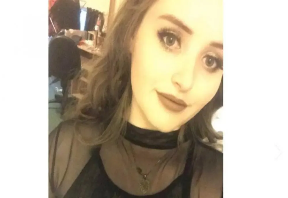  Tânără omorâtă după o întâlnire de pe Tinder. Suspectul ar fi plecat apoi la o altă întâlnire 