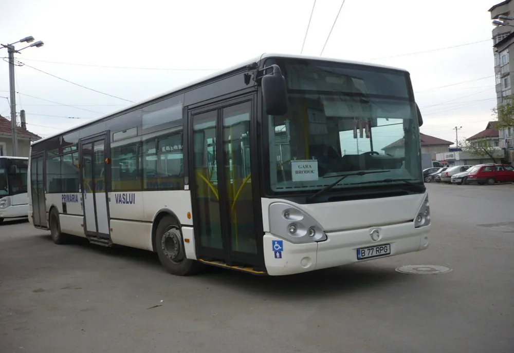 Transurb Vaslui, lăsat fără călători de pirații din transport