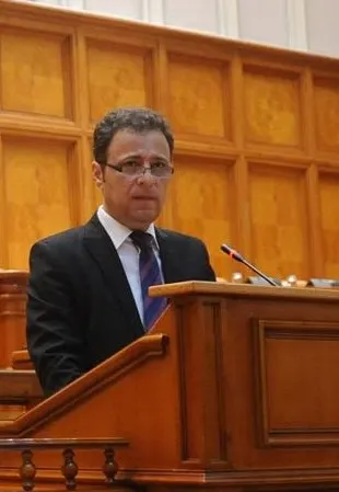 Deputatul Daniel Olteanu nu participă la votul de investitură a Guvernului Orban