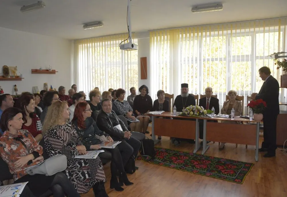 Elevii Școlii ”Mihail Sadoveanu” Vaslui și-au sărbătorit patronul spiritual