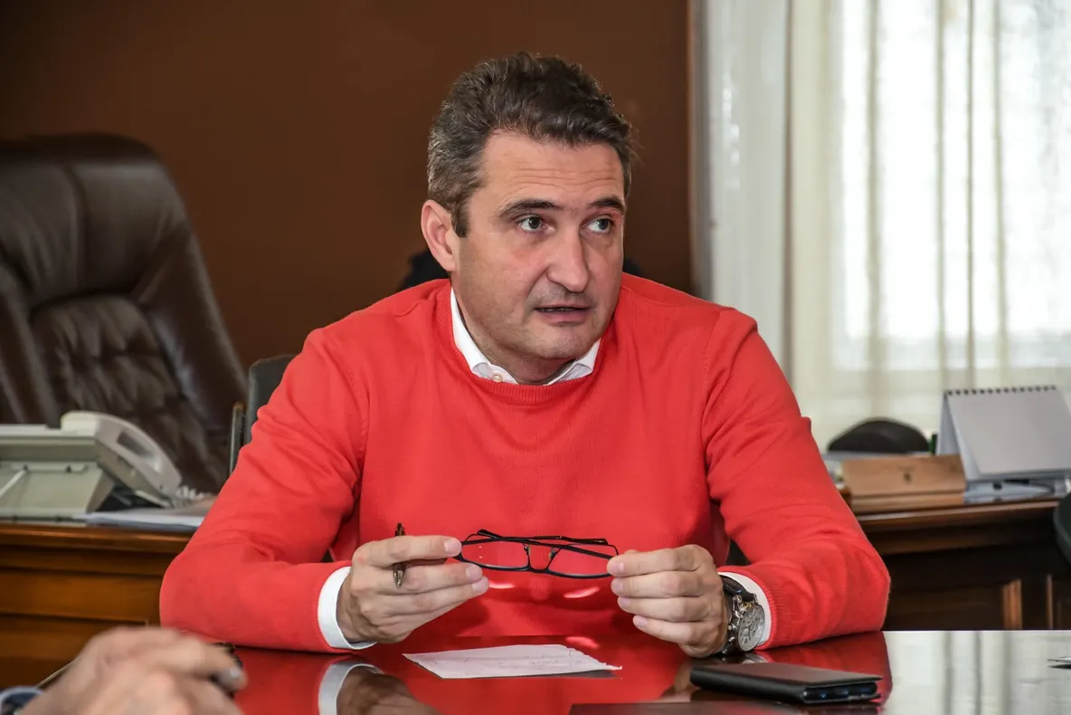 PLAN ROȘU de intervenție în localitatea Pușcași: ACCIDENT RUTIER cu 6 victime! FOTO