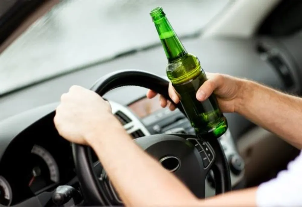 Vasluian reținut de polițiștii din Alba, după ce a furat o mașină pe care a condus-o băut și fără permis și a provocat un accident rutier