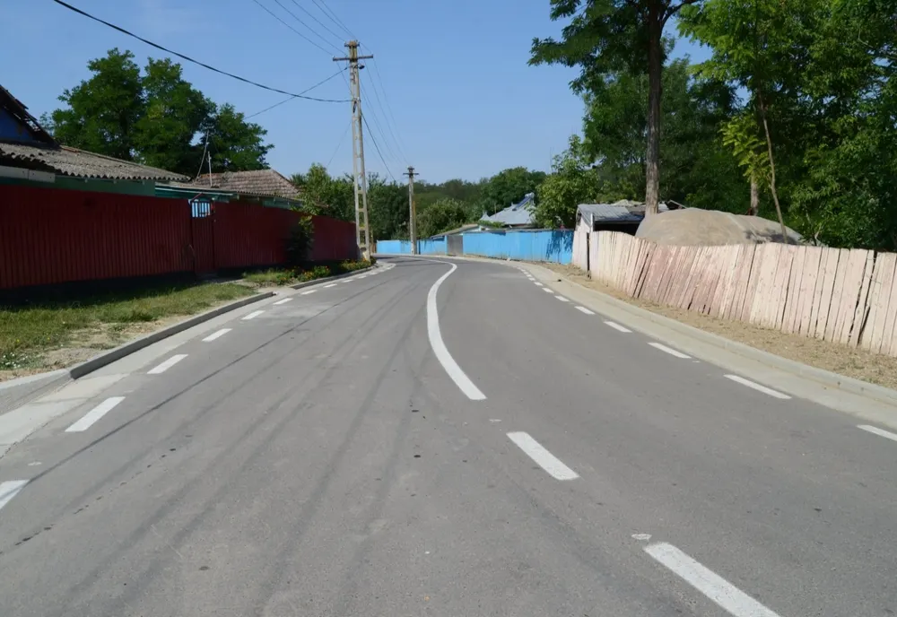 Drumuri modernizate în comuna Muntenii de Jos