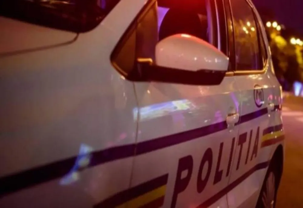 Tânăr din Costești depistat fără permis de conducere la volanul unei mașini închiriate ilegal