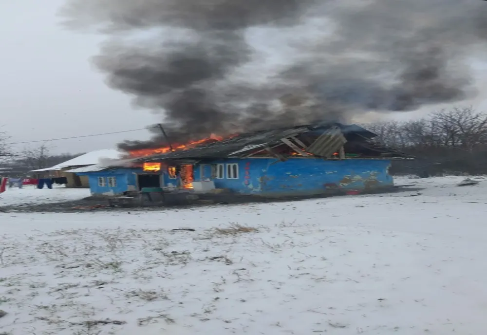 Pericol de explozie la Fântânele din cauza unui incendiu 