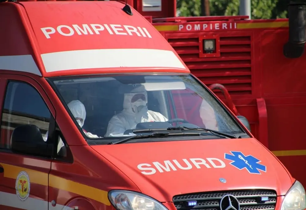 Codăești: un bărbat a căzut din căruță și s-a tăiat cu coasa 