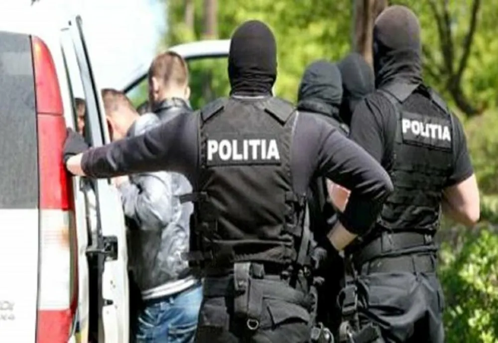 Trei bătăuși reținuți după bătaia de la Zăpodeni