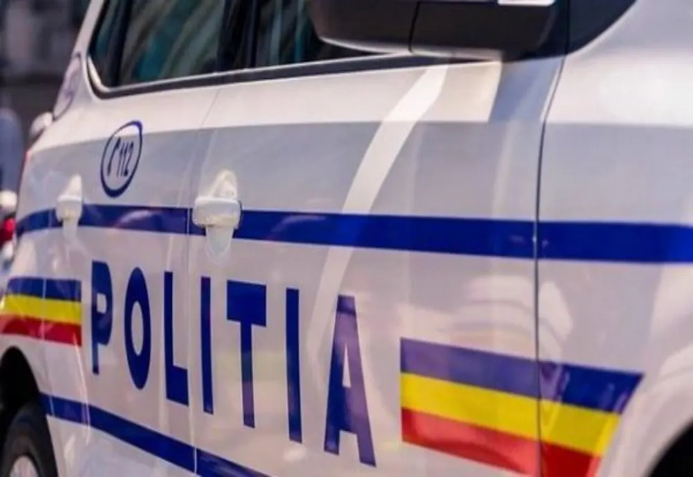 Zeci de permise reținute de polițiștii vasluieni în weekend
