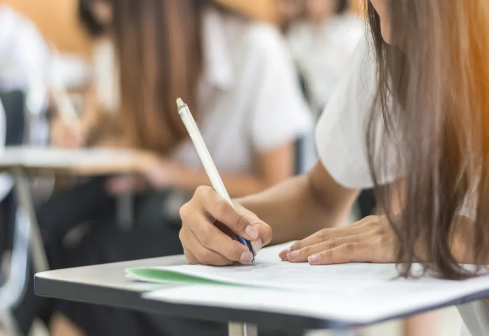 Evaluarea Națională 2022. Proba la Limba și literatura română - Emoții pentru peste 155.000 de elevi