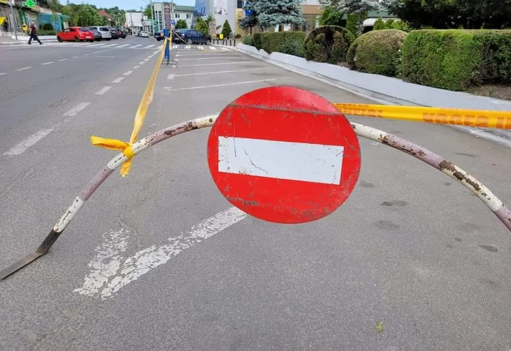 Trafic rutier închis în centrul Bârladului