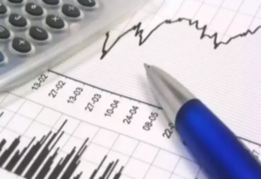 Economia României a crescut cu 5,8% în primul semestru, pe seama SCUMPIRILOR