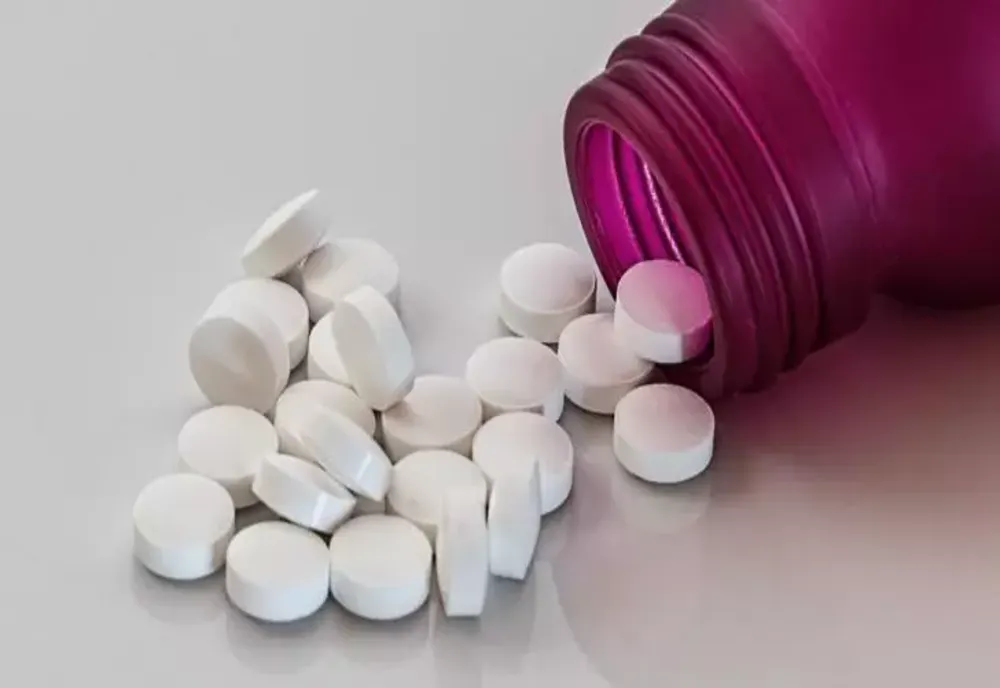 Suplimente nutriționale pe care nu e bine să le iei fără rețetă