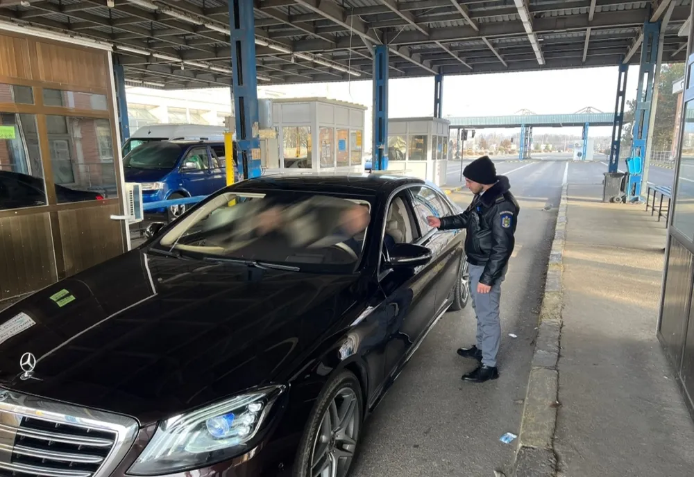 Șofer “fals”, descoperit la volan în Vama Albița