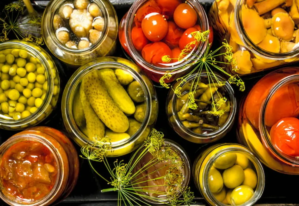 9 motive pentru care e bine să consumi murături!