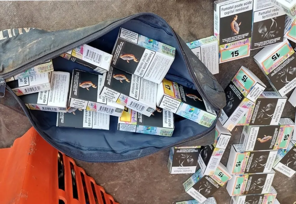 “Ion” a rămas fără tutun pentru narghilea, la petrecerea de ziua lui. Tutunul a fost confiscat de polițiștii de frontieră, iar transportatorul este cercetat acum penal