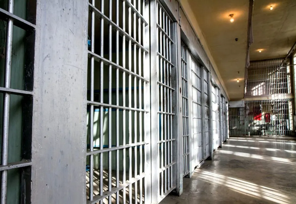 Un condamnat indecis. A cerut reducerea pedepsei, dar s-a răzgândit. Are de executat 12 ani de închisoare