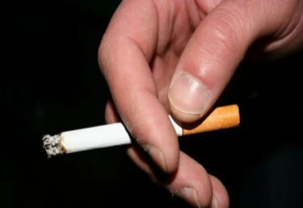 Pericolul mai mare decât fumatul care îți afectează sănătatea în oraș
