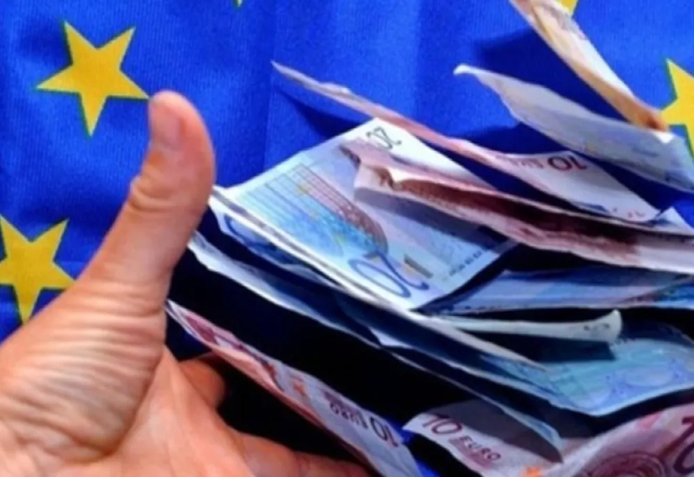Scandal în Vaslui. Ce se întâmplă dacă nu te declari rrom, deși nu ești, ca să beneficiezi de fonduri UE