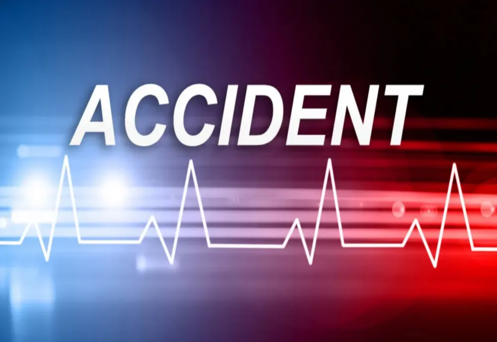 Accident rutier comis de un angajat beat al Primăriei Bârlad. Șoferul era la volan aproape de coma alcoolică