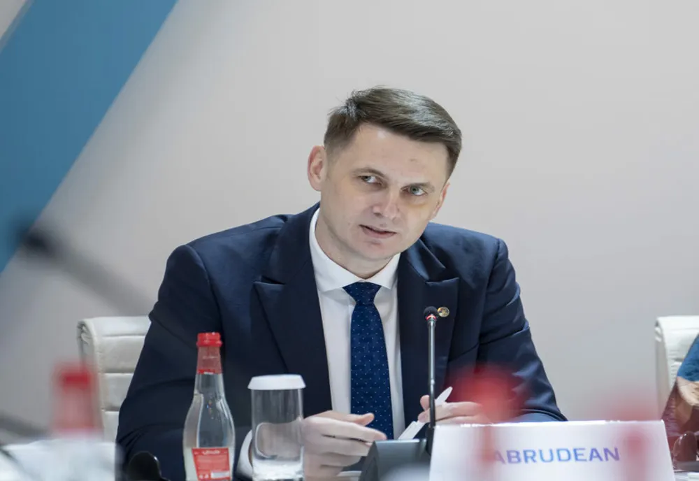MIRCEA ABRUDEAN: „USR NU A SALVAT PE NIMENI, DOAR A ALIMENTAT HAOSUL”