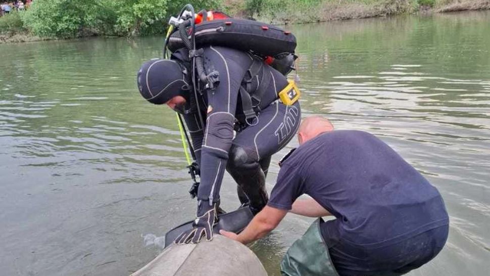 Bărbat dispărut în urmă cu o lună, găsit înecat în râul Bârlad