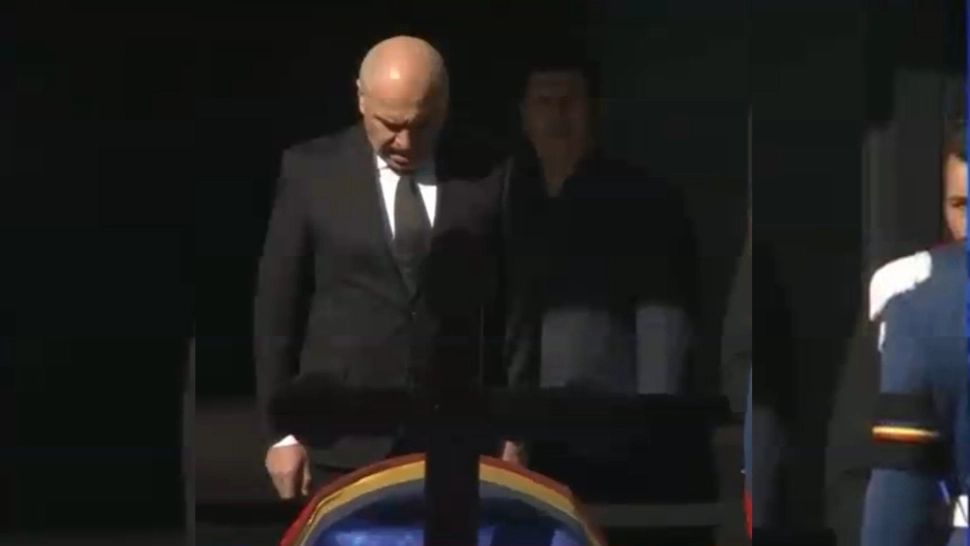 Sondaj CURS: 54% dintre bucureșteni consideră că premierul Ilie Bolojan ar trebui să demisioneze