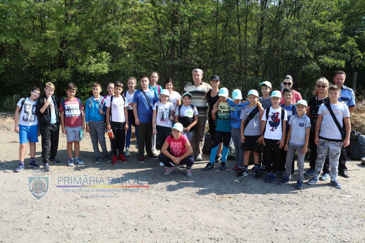 Bârladul, fruntaș la nivel județean de „Ziua Națională și Globală a Curățeniei”