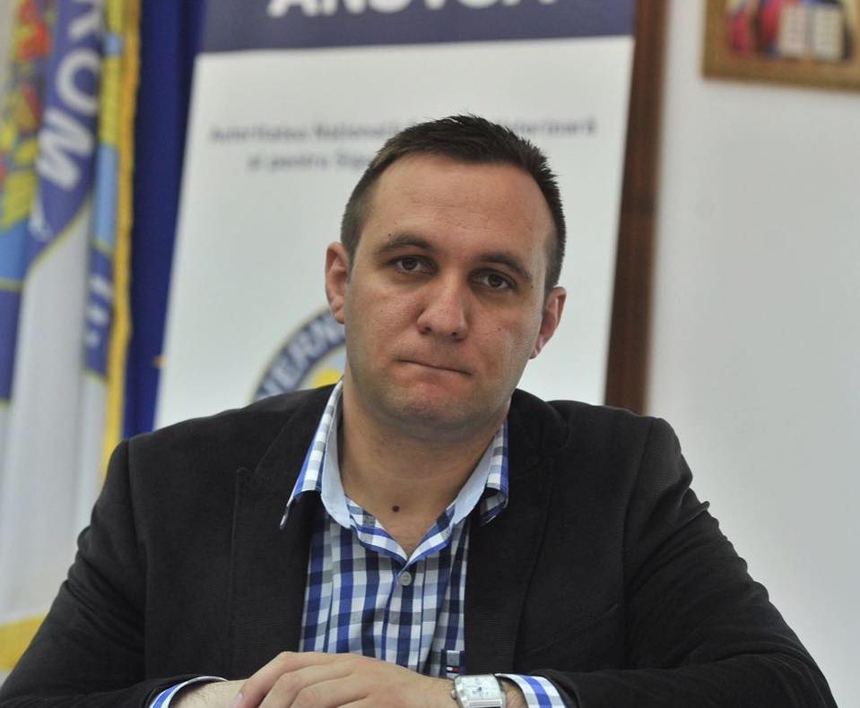 Dialogul cu Rareș Bogdan, sancționat de șefi