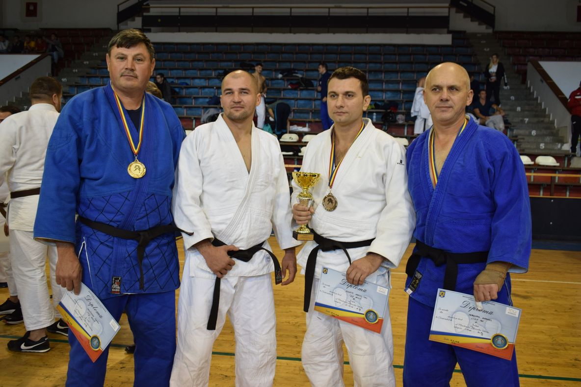 Trei vasluieni pe podiumul CN de judo al MAI