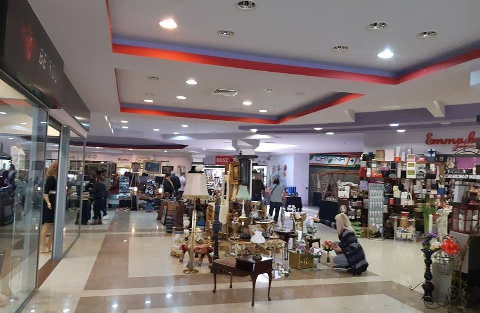 Colecționarii și-au expus comorile la Târgul de Antichități